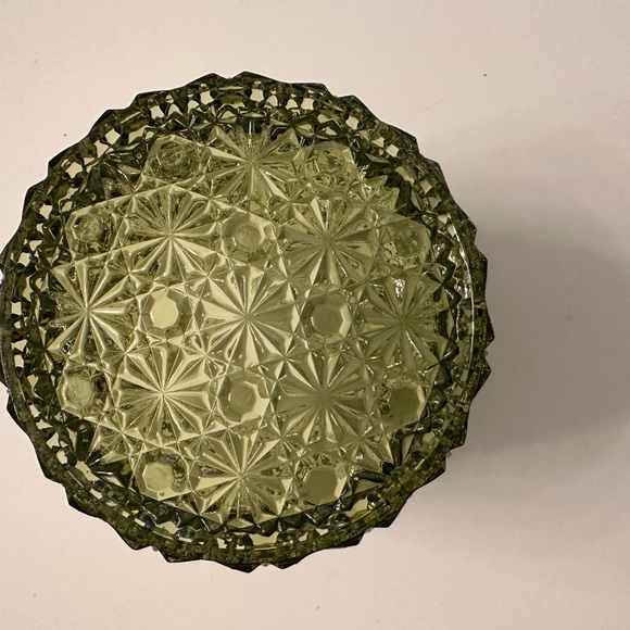 Elegant Green Patterned Glass Jar with Lid - Picture 5 of 9